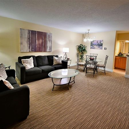 Ramada By Wyndham Jacksonville Hotel & Conference Center Kültér fotó