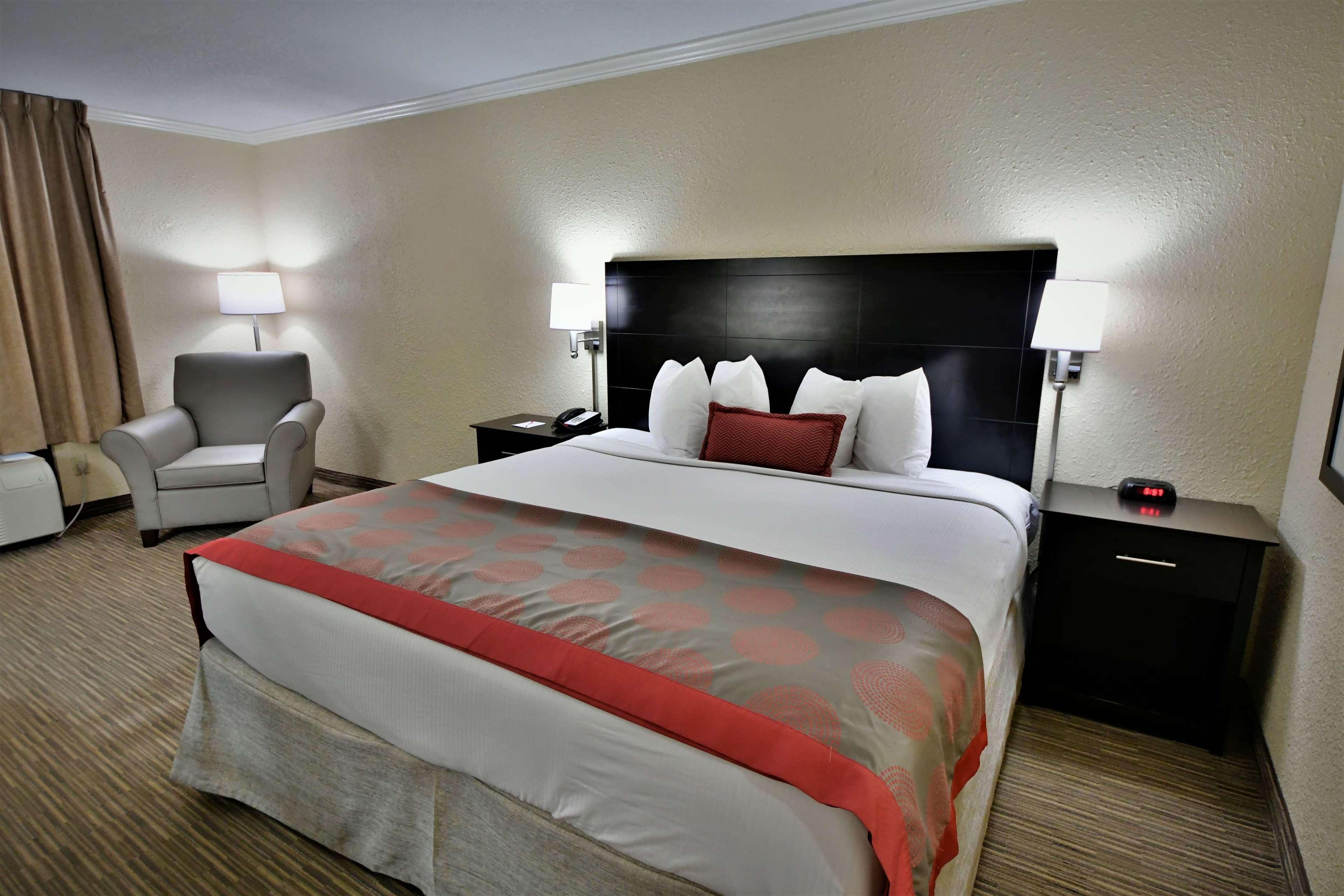 Ramada By Wyndham Jacksonville Hotel & Conference Center Szoba fotó